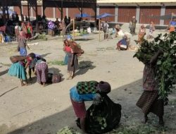 Aktivitas Warga Jayawijaya Hingga Jam Dua Siang