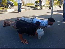 Pelanggar PSDD Dibikin Jera Dengan Push Up Hingga Jalan Kaki