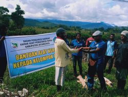 KAPP Jayawijaya Salurkan Bantuan Alat Kerja Ke Sejumlah Kelompok Tani