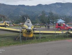 Pesawat Pengangkut BBM Tergelincir di Bandara Karubaga