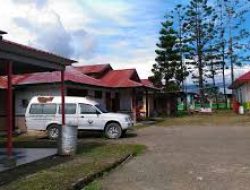 Astaga!! RSUD Oksibil Dirusak Massa Karna Pasien ini Reaktif Rapid Tes