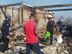 Bidlabfor Polda Papua Gelar Olah TKP Kebakaran Pasar Youtefa