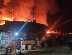 Puluhan Kios dan Ratusan Lapak Pasar Yotefa Hangus Terbakar