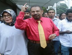 Jhon Tabo Masuk Daftar Calon Kandidat Bupati Pilkada 2020 di Papua