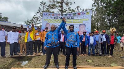 Ribuan Pendukung Hantar CODE Daftar di KPU