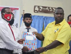 Kambu – Thomas Resmi Daftar Calon Di Kabupaten Asmat
