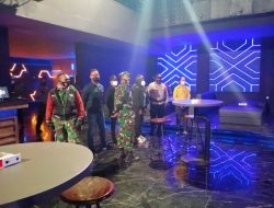 Aparat Gabungan Bersama Pansus DPRD Covid-19 Kota Jayapura Sidak Tempat Hiburan Malam