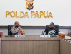 Yan Mandenas Harap Aparat Keamanan Ciptakan Rasa Aman Bagi Masyarakat Papua
