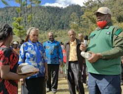 Wabup Letakan Batu Pertama Pembangunan Gedung Gereja GIDI Distrik Bpiri