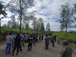 Akses Jalan Tambang PTFI Diblokade Massa