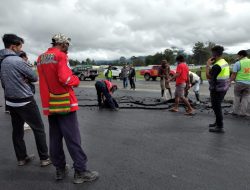 Landasan Pacu Terkupas, Pihak Bandara Wamena Cuek