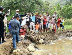 Wabup Minta Kelompok Usaha Perikanan Terus Kembangkan Usaha Kolam Perikanan
