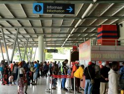 Pemda Belum Rencanakan Menutup Penerbangan Penumpang