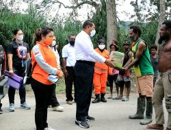 Pemerintah Jayawijaya Salurkan Bantuan Bahan Makanan Bagi Warga Terdampak Banjir