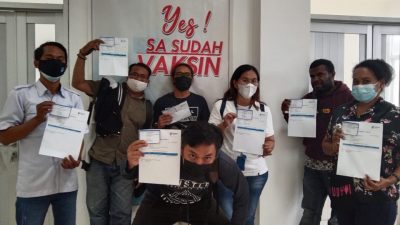 Aman dan Penting Bagi Kekebalan Tubuh, Wartawan di Wamena Terima Vaksin Tahap Pertama