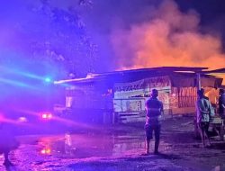 Tujuh Petak Kios Di Pasar Youtefa Ludes Terbakar