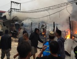 Kebakaran di Pasar Youtefa Hanguskan 29 Kios dan 3 Lapak