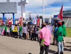 PMKRI dan 9 Kampus di Jayawijaya Minta Negara Ijinkan Gubernur Berobat Ke Luar Negeri
