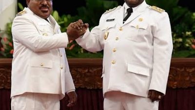 Wagub Tinal Gantikan Gubernur Enembe Selama Proses Pengobatan
