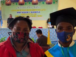 SMP Negeri 1 Wamena Tamatkan 298 Siswa Tahun Ajaran 2020/2021