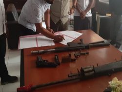 KKB Mamta Serahkan Senjata Api Serta Belasan Amunisi
