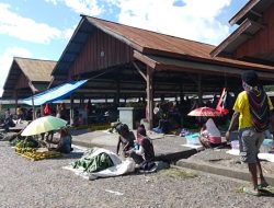 Aktifitas Jual Beli di Pasar Jibama Wamena Kembali Normal