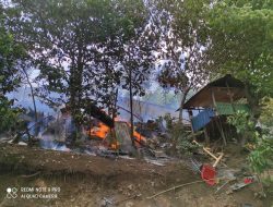 Di Padang Bulan, Enam Unit Rumah Hangus Terbakar Si Jago Merah