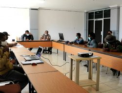 Bupati Jayawijaya Tatap Muka Dengan Mahasiswa Bahas Dana Studi Akhir