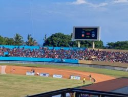 Sepak Bola PON XX Obati Dahaga Bolamania di Papua