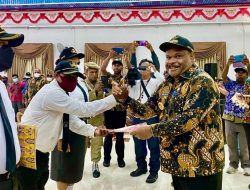 Serahkan Petikan SK 419 CPNS, Bupati Didimus : Ingat, Jaga Piring Makanmu