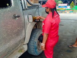 Wanita Tangguh Pejuang Nozzle di SPBU