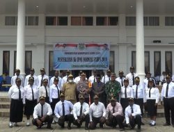 Sekda Lanny Jaya Serahkan 584 SK CPNS Formasi 2018
