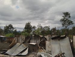Pemda Jayawijaya Salurkan Bantuan Bagi Warga Terdampak Pertikaian