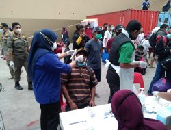 59 Penumpang KM. Gunung Dempo Dinyatakan Reaktif Langsung Dievakuasi ke LPMP Untuk Isolasi