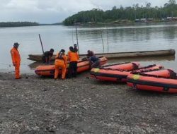 Perahu Berpenumpang Tiga Orang Dilaporkan Hilang Di Muara Migiwiya