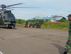 Dua Jenazah Anggota Marinir, Korban Kebrutalan KKSB Kenyam Dievakuasi ke Timika