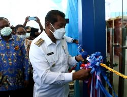 Bupati Jayawijaya Resmikan Gedung Baru Kantor Dinas Pendidikan