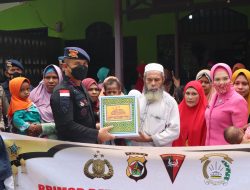 Brimob Timika Berbagi Kasih di Bulan Berkah