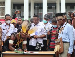 Ratusan Masyarakat Mimika Deklarasi Dukung Pemekaran Provinsi Papua Tengah