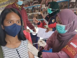 Capaian Vaksinasi di SMA Negeri 1 Wamena Capai 50 Persen