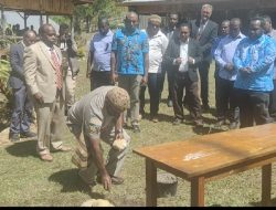 Bupati RHP Letakan Batu Pertama Pembangunan Gedung Koperasi STAID