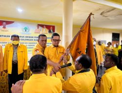 Ahmad Doli Lantik Pengurus DPD II Golkar 12 Kabupaten di Papua