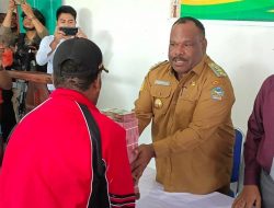 32 Kepala Kampung di Kabupaten Yahukimo Terima Dana Desa Tahap 1 Tahun 2022