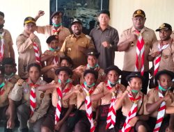 Kak Esau Miram Lepas 22 Peserta Pramuka Kwarcap Yahukimo Menuju Jamnas XI di Cibubur