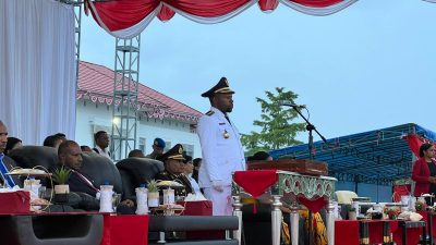 Akhiri Rangkaian HUT RI ke 77, Esau Miram Pimpin Upacara Penurunan Bendera