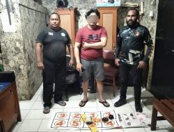 Di Waena, Polisi Bekuk Bandar Judi Dadu Beserta Barang Buktinya