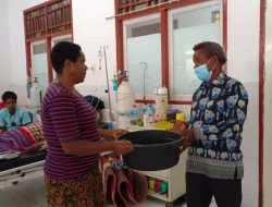 YKKMP Berikan Bantuan Kepada Pasien di Bangsal RSUD Wamena
