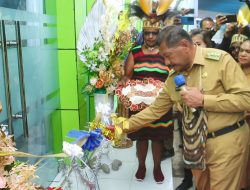 Bupati Jayawijaya Resmikan GRI Puskesmas Wamena Kota