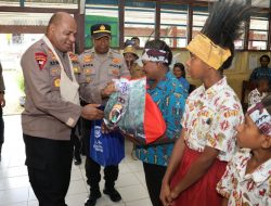 Kunjungan Kapolda Papua ke SD YPPK St. Fransikus Xaverius Mindiptana: Dorongan Semangat dan Penghargaan untuk Pendidikan