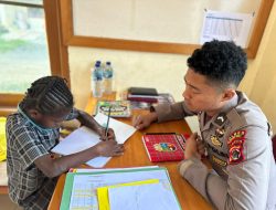 Perjuangan Anak di Pedalaman Dogiyai Meraih Ilmu Melalui Program Si-Ipar